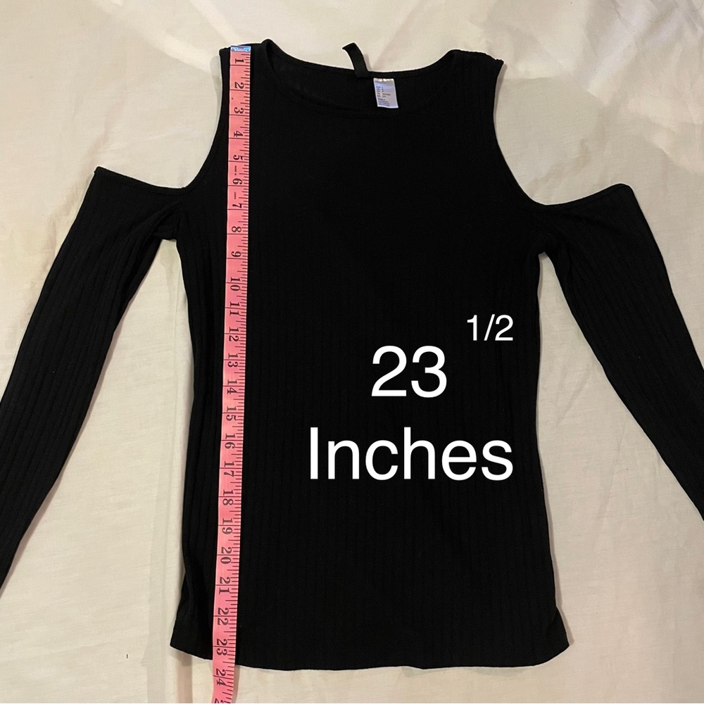 H&M Black cold shoulder top - Picture 4 of 8